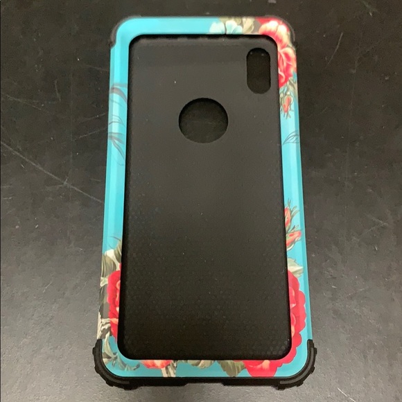 iPhone XS Max Case - Picture 1 of 4